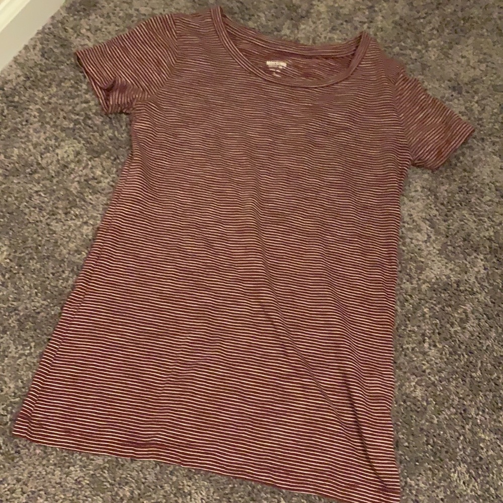 Mossimo Supply Co. Maroon Striped Women’s T-Shirt